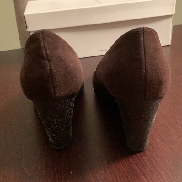 Aldo brown suede peep toe wedge heels                           Size 8.5 - Picture 3 of 3